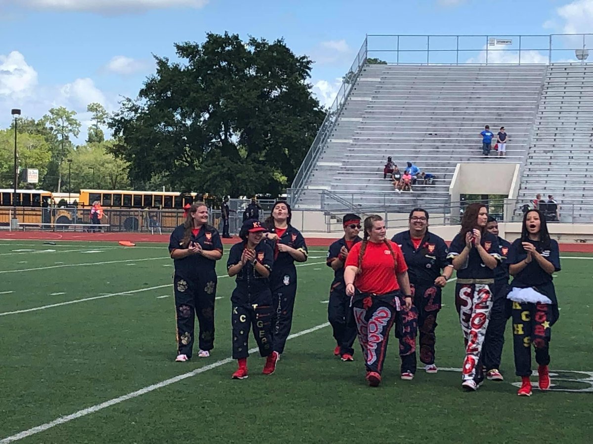 Hey juniors! Virtual Collins Crew Tryouts coming soon. Stay tuned! 😺🎉🏈🏐🏀⚽️⚾️🥎 <a href="/KleinCollins/">Klein Collins High School</a> <a href="/KCTigerFootball/">KleinCollinsFootball</a> <a href="/KC_LadyTigers/">KC Lady Tiger Soccer</a> <a href="/kctigersoccer/">Klein Collins Soccer</a> @KCTigerSball <a href="/kleincollinsvb/">KC Volleyball</a> <a href="/KCBASKETBALL1/">KCBASKETBALL</a> <a href="/KC_WomensBball/">KCHS Women's Bball</a>