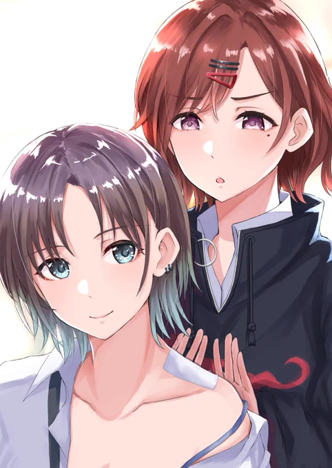 湿布貼ってるだけなのにエモい
#浅倉透
#樋口円香
#シャニマス 