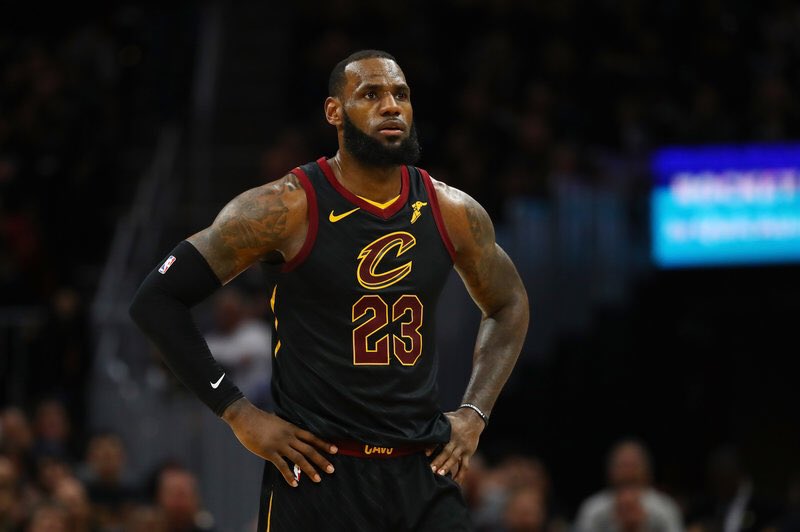 BronKingmixtape's tweet photo. LeBron has played  3 Conference Finals series Game 7s and has won all of them

2012 Game 7 vs Celtics
31 pts / 12 Rebs / 7 Asts 

2013 Game 7 vs Pacers
32 pts/ 8 rebs / 4 asts / 2 stls / 1 blk

2018 Game 7 Vs Celtics
35 pts / 15 rebs / 9 asts / 2 blks https://t.co/Pp0vscOHJy