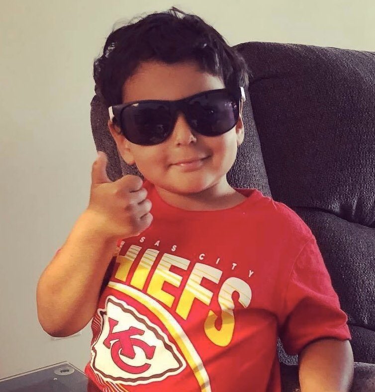 This is my son Jacobo. He’s a big Chiefs fan. Tomorrow was supposed to be his 5th birthday party. He’s really bummed that none of his friends can come over. He would be so happy if just 1 Chiefs player told him happy birthday. But I barely have any followers. Can anyone help?