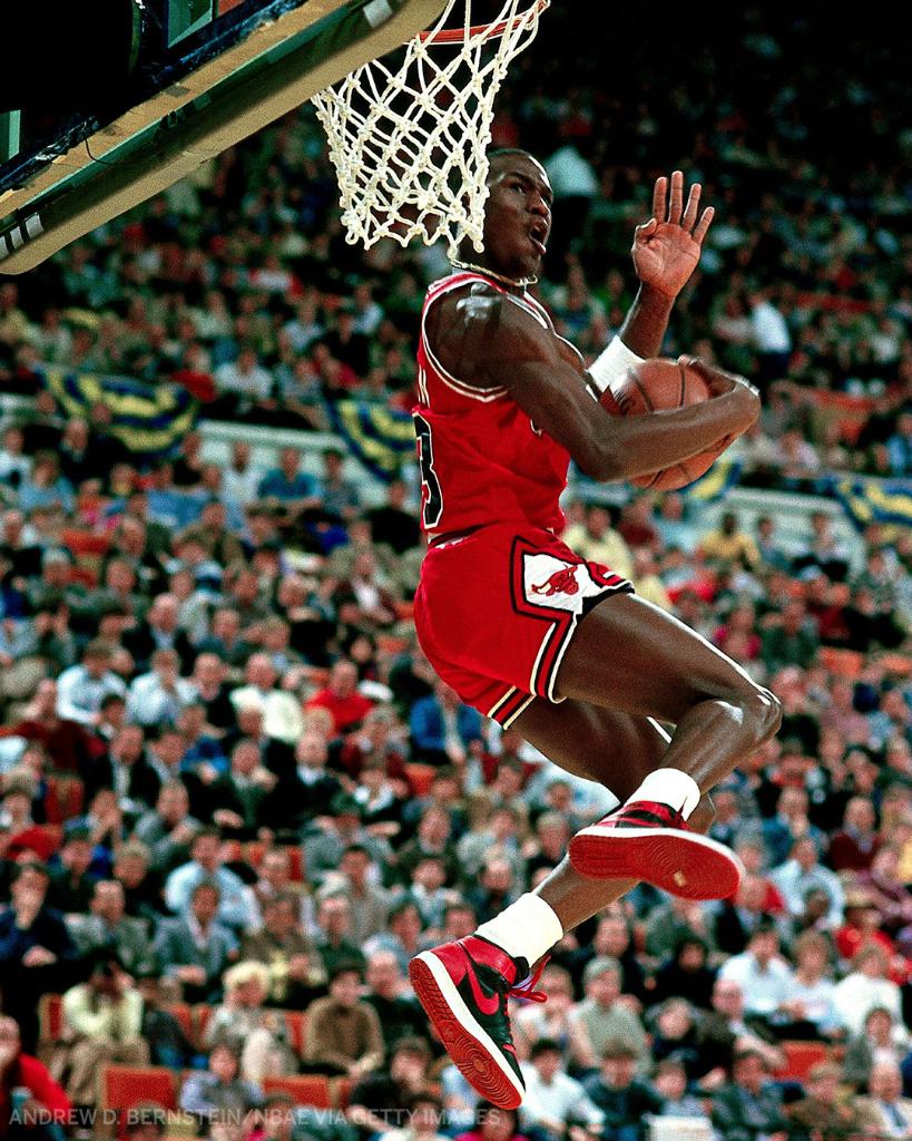 ESPNNBA's tweet photo. Young MJ's swag 🔥 https://t.co/FnFNEPGJOx