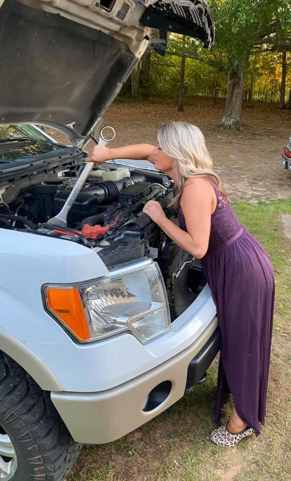 FOX5Atlanta's tweet photo. GIRLS JUST WANNA HAVE FUN: A cancelled fairy tale wedding didn't stop these bridesmaids from bringing the bride some joy. April Long says her girl gang turned it into something worth celebrating by acting silly in their gowns. #fox5atl #COVID19 #coronavirus #wedding https://t.co/neuxZVP7RD
