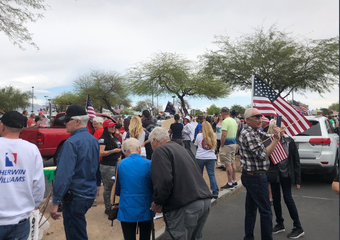 News3LV's tweet photo. Hundreds gathered as part of #OperationNevada to protest @GovSisolak's orders closing businesses to minimize the spread of coronavirus https://t.co/EYPjF3FsXI - 
More tonight on Live at 6 &amp; 11 @LaurenNews3LV https://t.co/a9qnMkKAdG