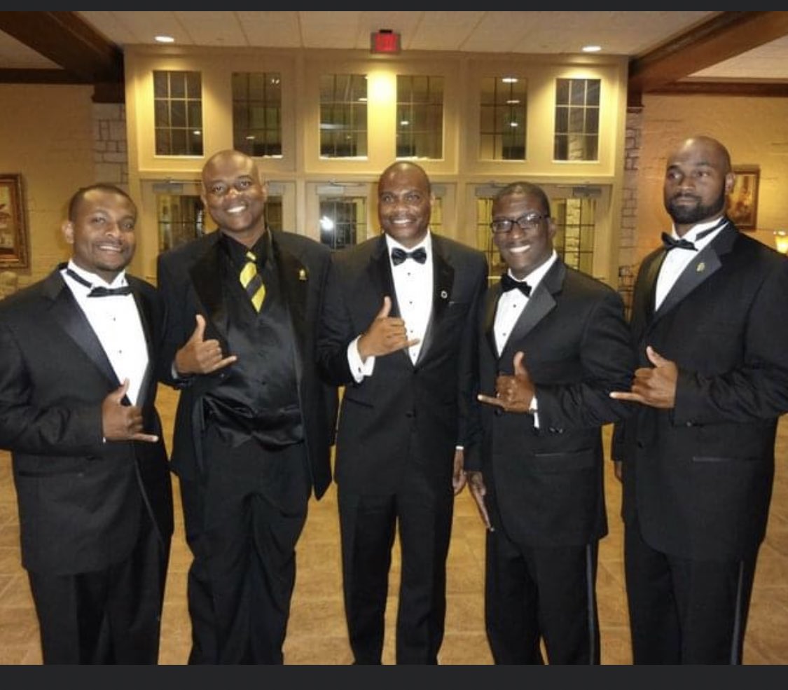 edgray1906's tweet image. Celebrating my #Alphaversary 19 O6 ! @apa1906NETwork @ArlingtonAlphas
