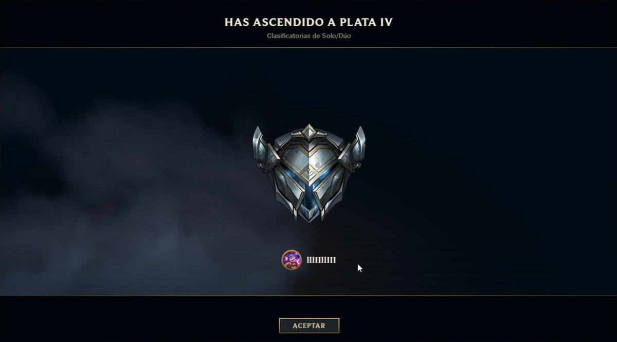 DokuSupp's tweet photo. Después de unas trolleadas, una de las smurfs ya está en plata, ya no la jugaré mas hasta la season que viene jajajaja vaya partidas en estos elos #lol #leagueoflegends #support #silver #smurf #botlane https://t.co/q3mNnbbNNU