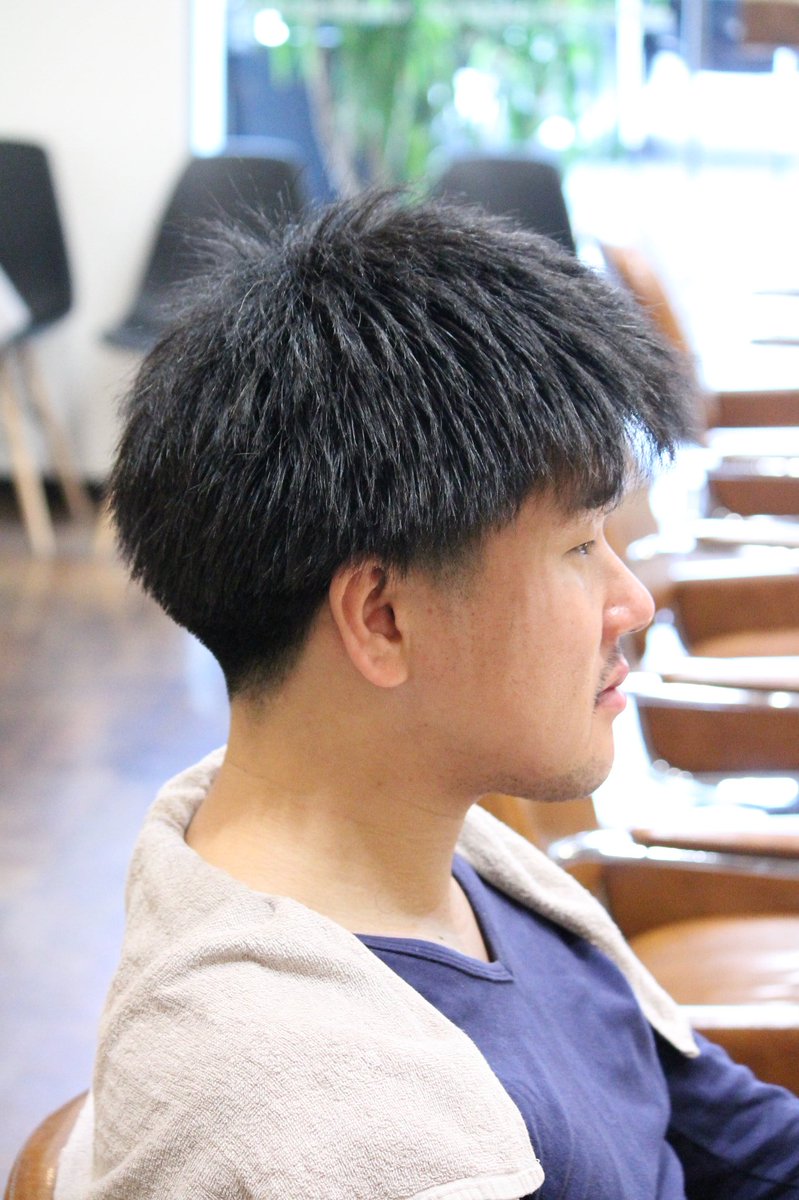 東大阪の理容室 Custom Barber Scrape カスタムバーバースクレイプ 扱いにくい直毛をぐりぐりパーマ スタイリングはbrosh 城東区 蒲生四丁目 大阪理容室 メンズベリーショート メンズショートスタイル フェードスタイル メンズパーマスタイル