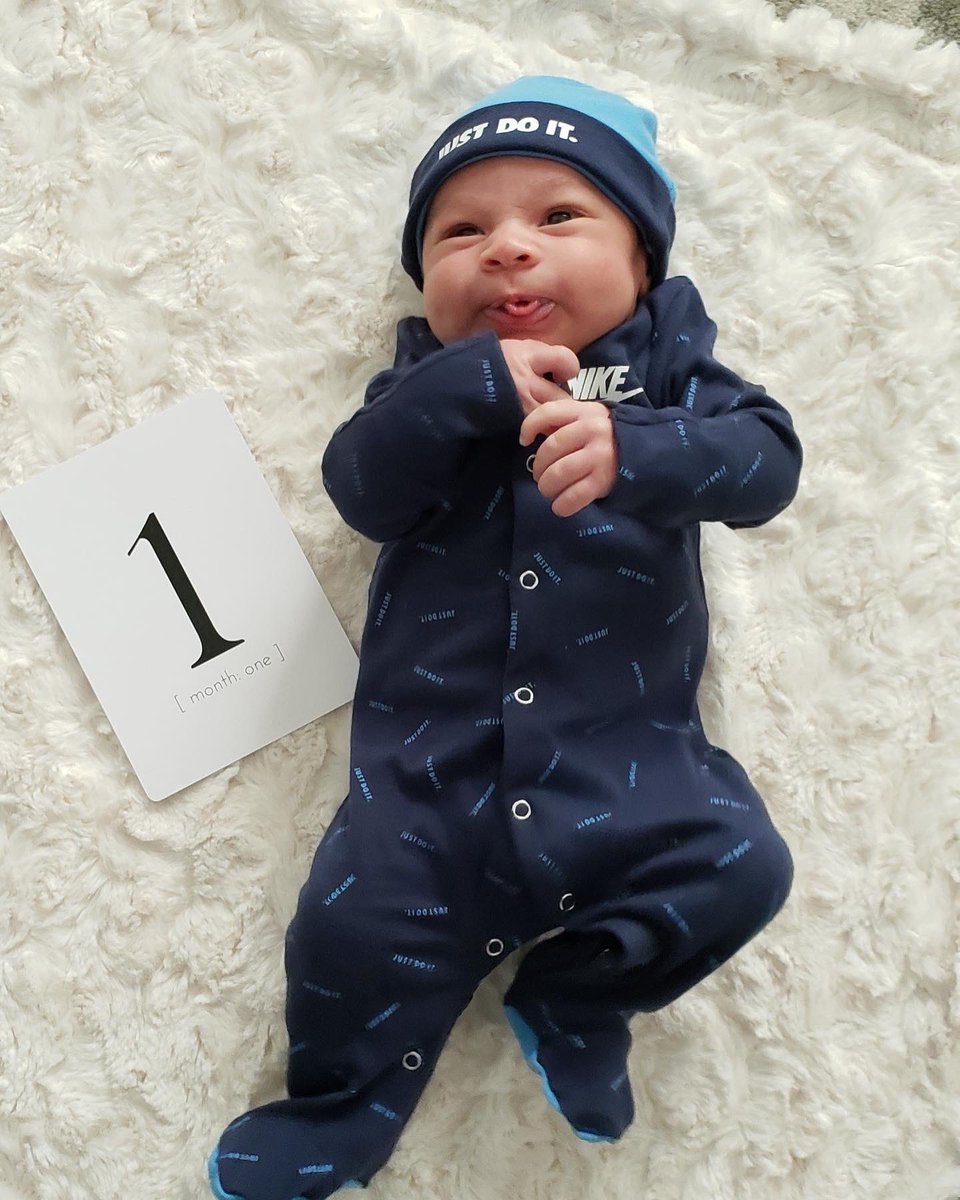 CoachJLPrice's tweet photo. Our precious little man is already 1 month old! He’s in 3 month clothing, eating alllll of the food, and loves bath time! #babymack @CoachDPrice https://t.co/PXlkY929Ev