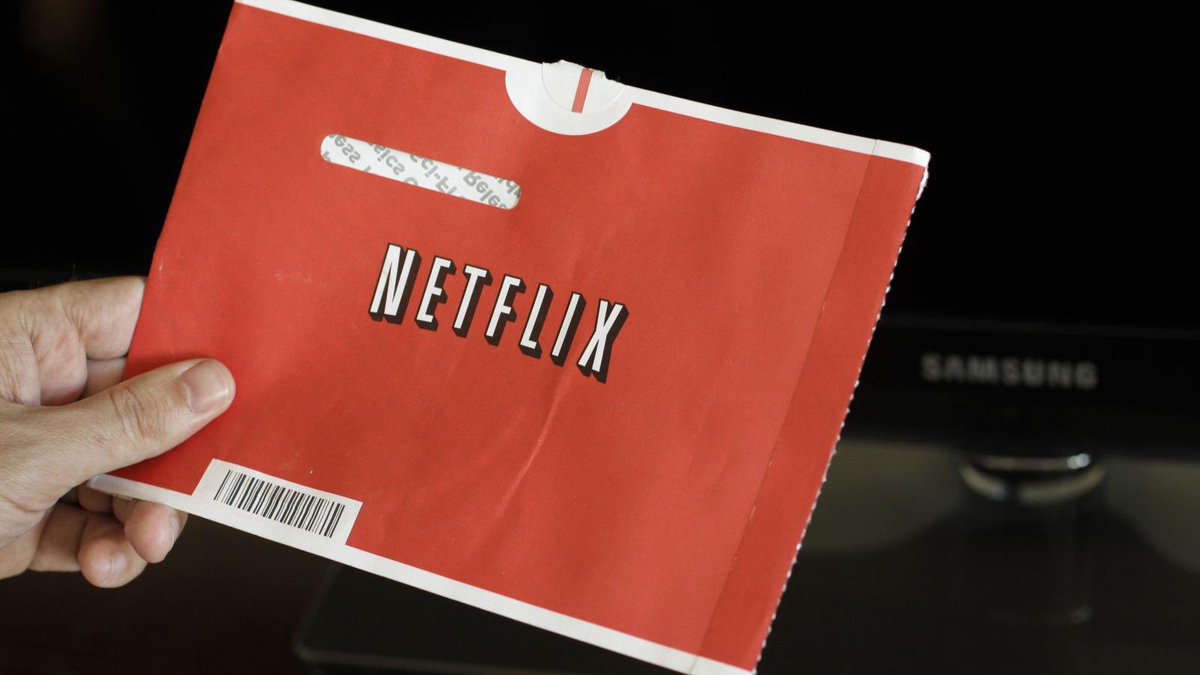 LockeJordan's tweet photo. Imagine if we were still in the Netflix DVD era during all of this.
No Hulu, Amazon Prime TV, that Quibi thing that is advertising everywhere, Disney +. Just 2 day DVD rentals by mail. https://t.co/B7xbPCJ7Qa