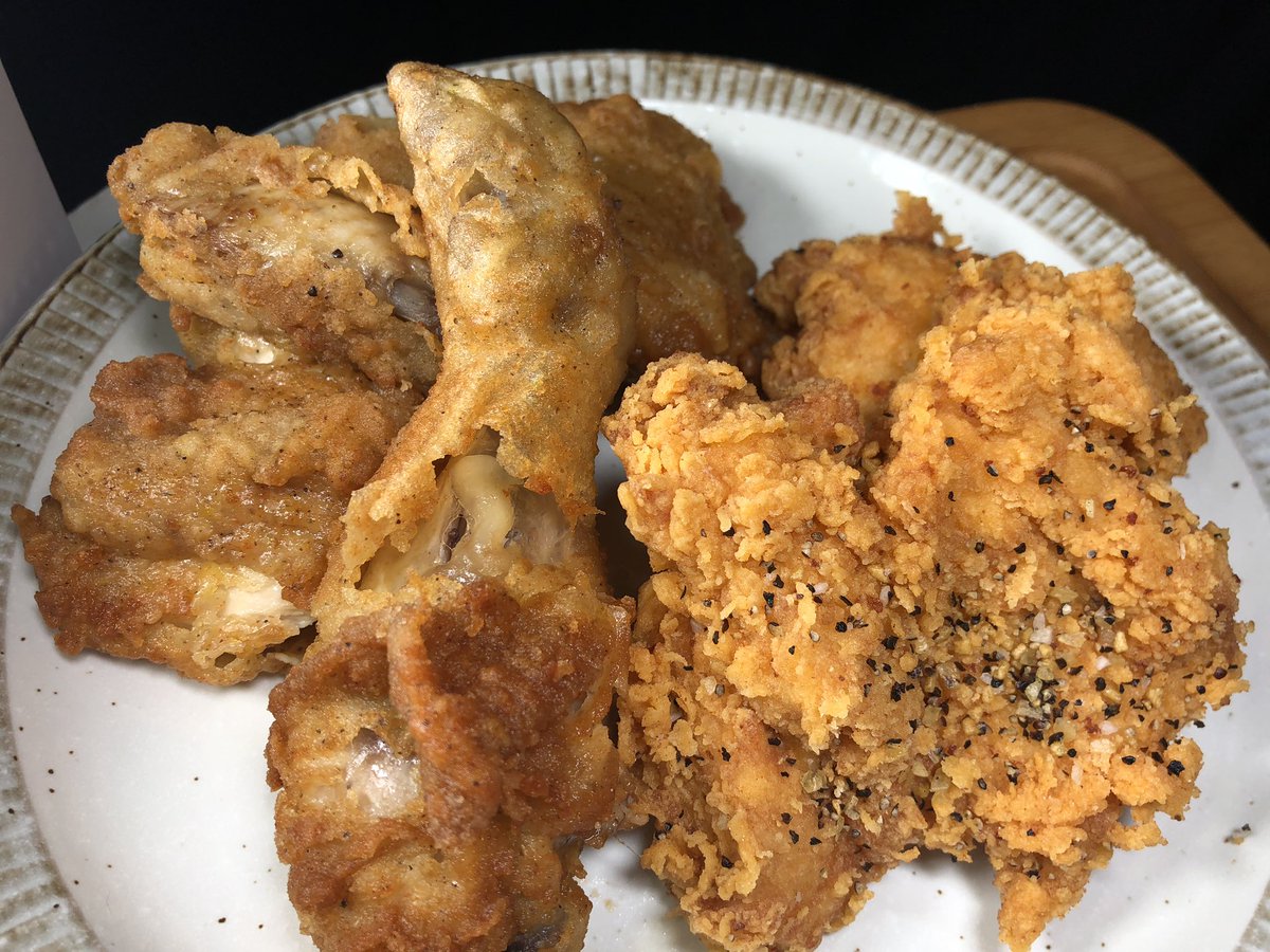 満腹三太夫 お昼の献立 ケンタッキーフライドチキン Manpuku S Lunch Time 満腹三太夫の咀嚼音動画 飯動画 調理動画 T Co Hvwbgvx1ic 咀嚼音 食事動画 めし動画 料理 飯テロ 音フェチ Asmr Eating Meal Slurp ケンタッキー ザ