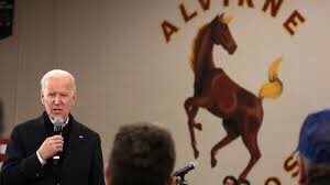 LRBitisnot's tweet photo. @StanHalbert @SomhairleMM Whatโs your plan to survive Trumpโs Regime for NINE MORE MONTHS while you bet an old oligarch #WarHorse both โwinsโ AND magically saves an America in the middle of a #pandemic, with the same #PredatoryCapitalist war pig policies that fleeced us - only STARTING January 19, 2021? https://t.co/mPgB3Ss1sD