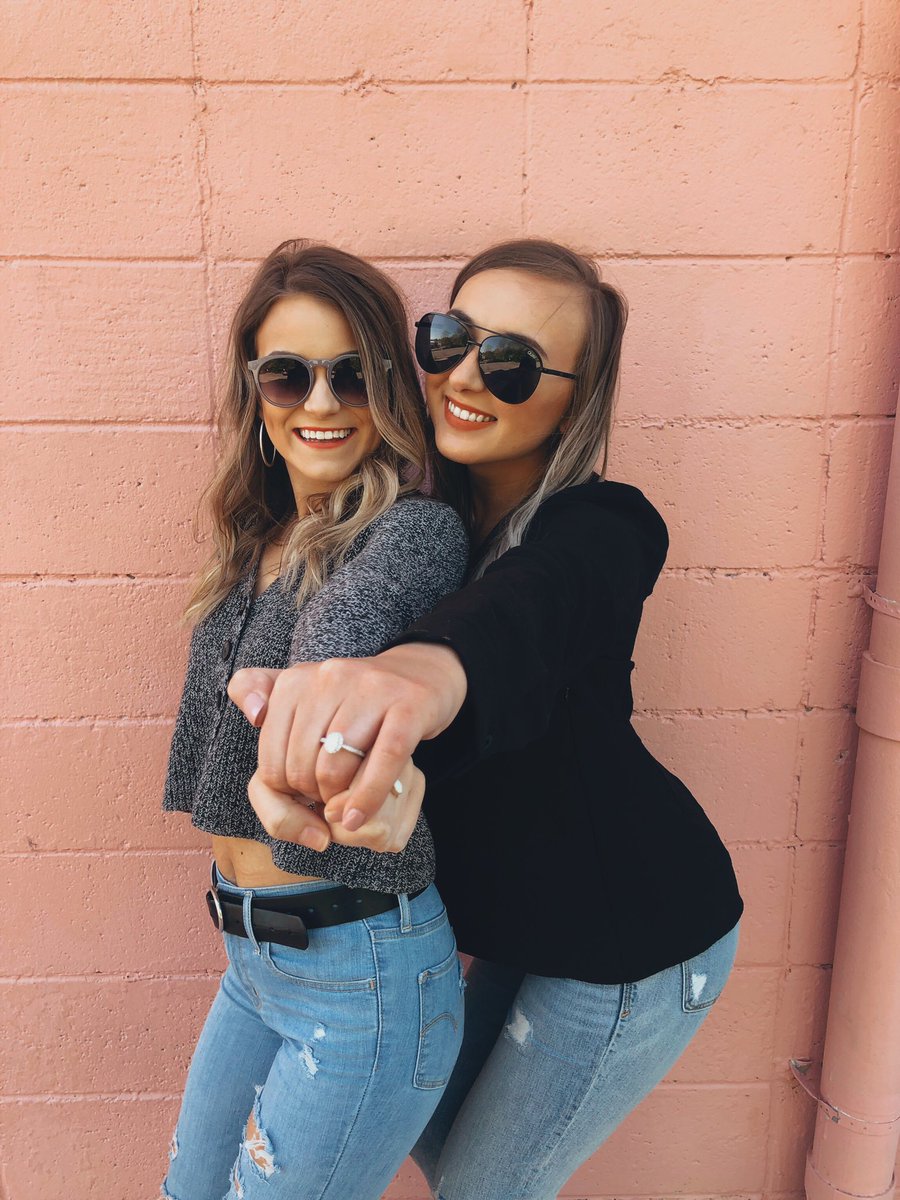 ashlyndanielle_'s tweet photo. already loving this season of life &amp; the people in it !! 💫 https://t.co/mE3flyZmWa