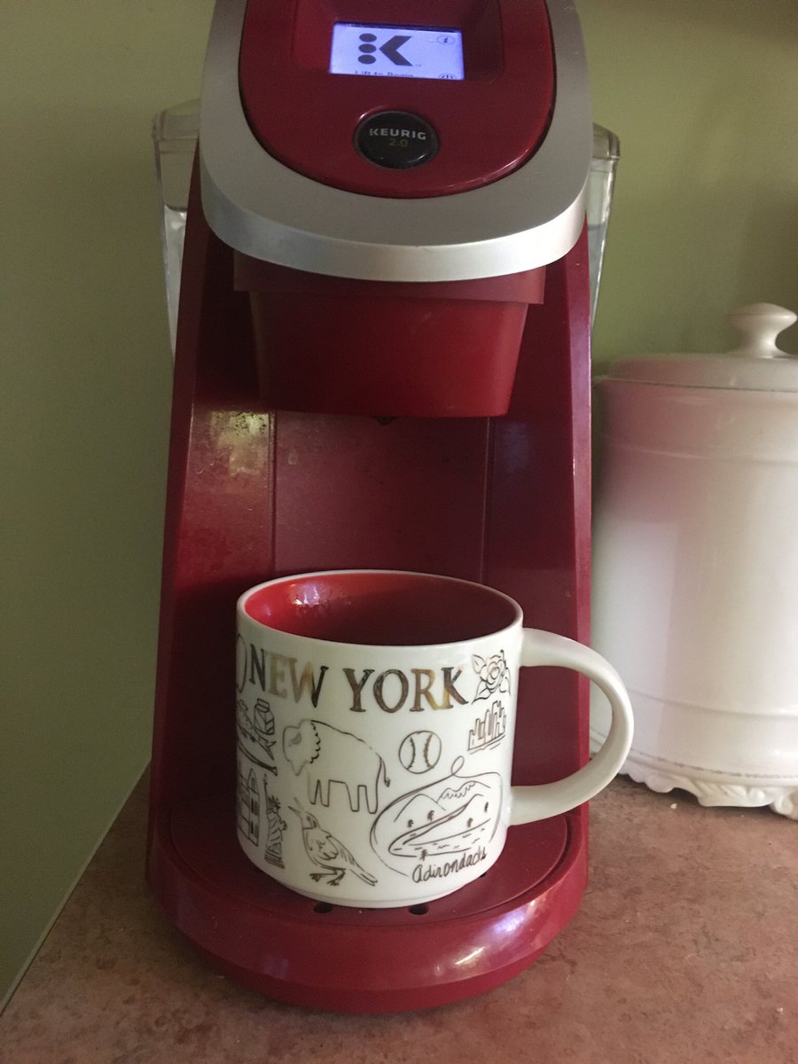 Kate St. Cyr (@katestcyr2) on Twitter photo Day 1/7: #mylifeinpictures. Rules: no people, no words. I was challenged by <a href="/shelbysturrock/">Shelby L. Sturrock</a> ❤️ I nominate @Bexit90 Day 1/7: #mylifeinpictures. Rules: no people, no words. I was challenged by <a href="/shelbysturrock/">Shelby L. Sturrock</a> ❤️ I nominate @Bexit90