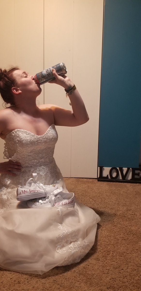 pammy072010's tweet photo. Just bc Covid-19 said I can't have my wedding today doesn't mean I can't still wear my dress! Get ready to save another date! #BuschWeddingGift #Sweepstakes https://t.co/t98FJZbuDk