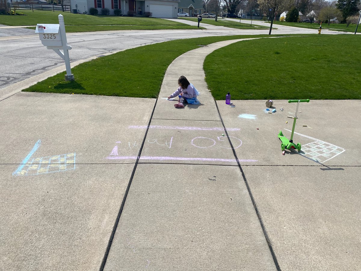 DepompeiKj's tweet photo. I didn’t let Rona stop me from completing my half marathon this spring! While it looked a lot different than usual, I had the best tiny cheering section around. ♥️ #runmamarun #halfmarathon https://t.co/31Ac3cVSbh