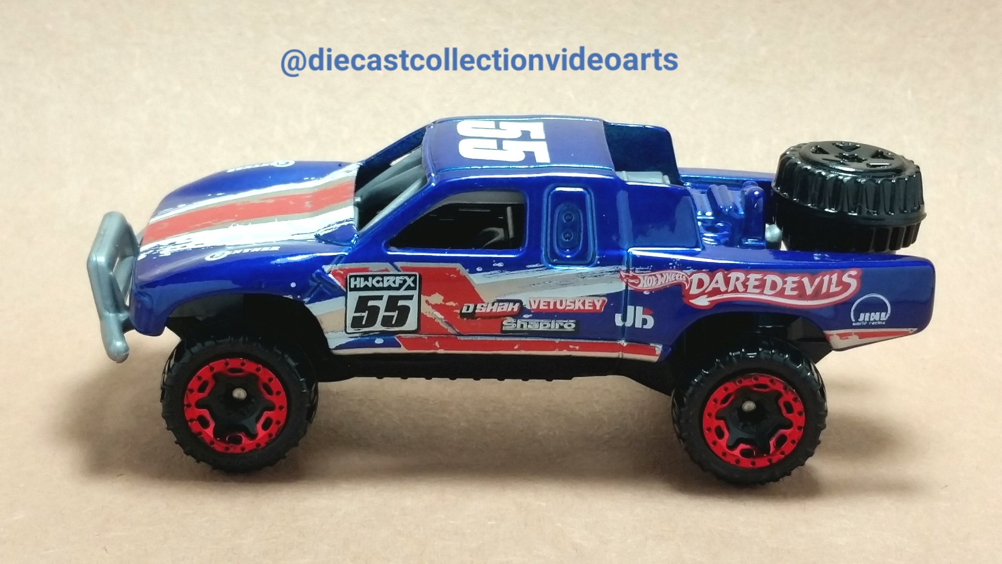 Toyota off best sale road hot wheels