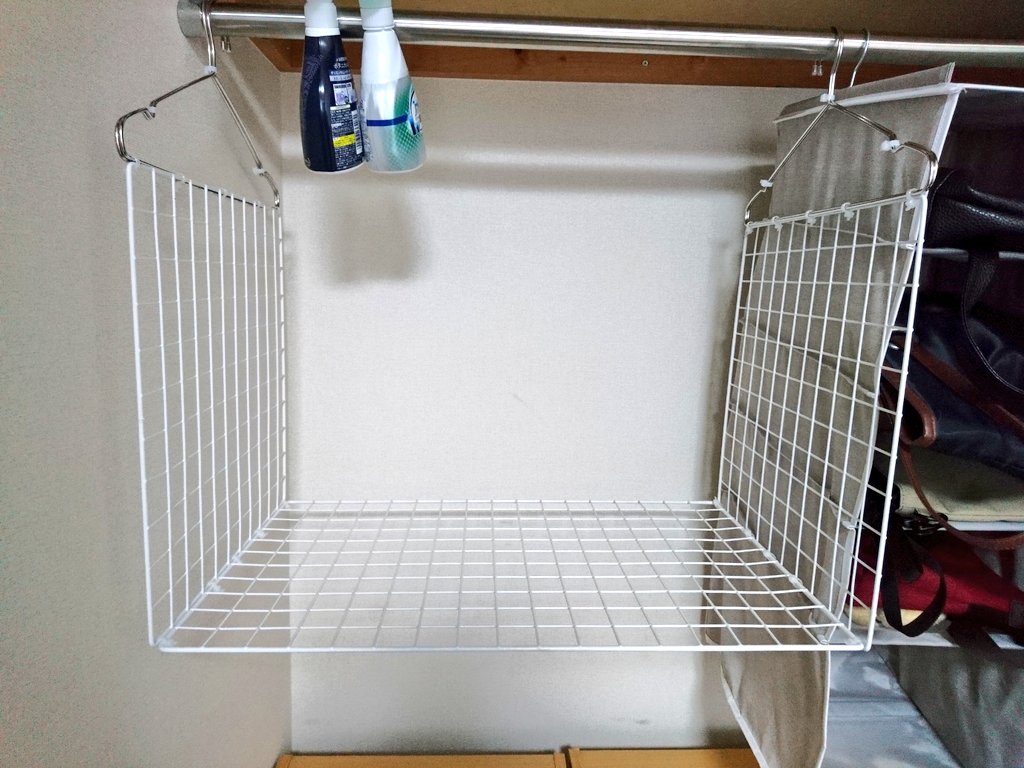 吊り下げ収納