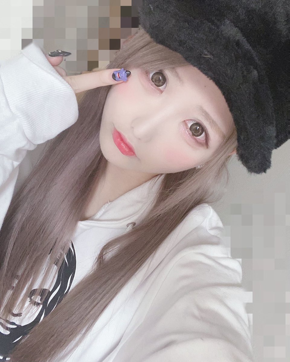 百瀬ゆら Princessgarden 姫庭 さんの 大月美雨ちゃん Miu Otsuki から 自撮りつなぎ が回ってきました 色んな百瀬にしてみたよ 次のバトンタッチは 眞白ありすちゃん Mashiroalice64 百咲ゆらちゃん Yurakikirara よろしくお願いします