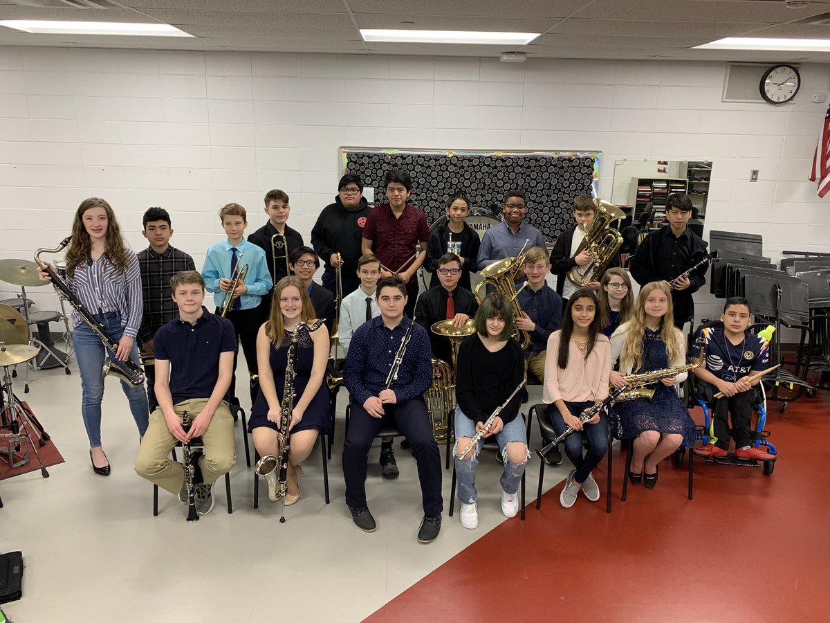 Holmes Bands (@holmesjhband) on Twitter photo These wonderful <a href="/D59Holmes/">Holmes Junior High</a> 8th grade band members won’t get a proper farewell and final Holmes concert, but their safety is worth the sacrifice. It’s been a joy teaching you and seeing you grow. For now, let’s stay connected and do our best remotely. These wonderful <a href="/D59Holmes/">Holmes Junior High</a> 8th grade band members won’t get a proper farewell and final Holmes concert, but their safety is worth the sacrifice. It’s been a joy teaching you and seeing you grow. For now, let’s stay connected and do our best remotely.