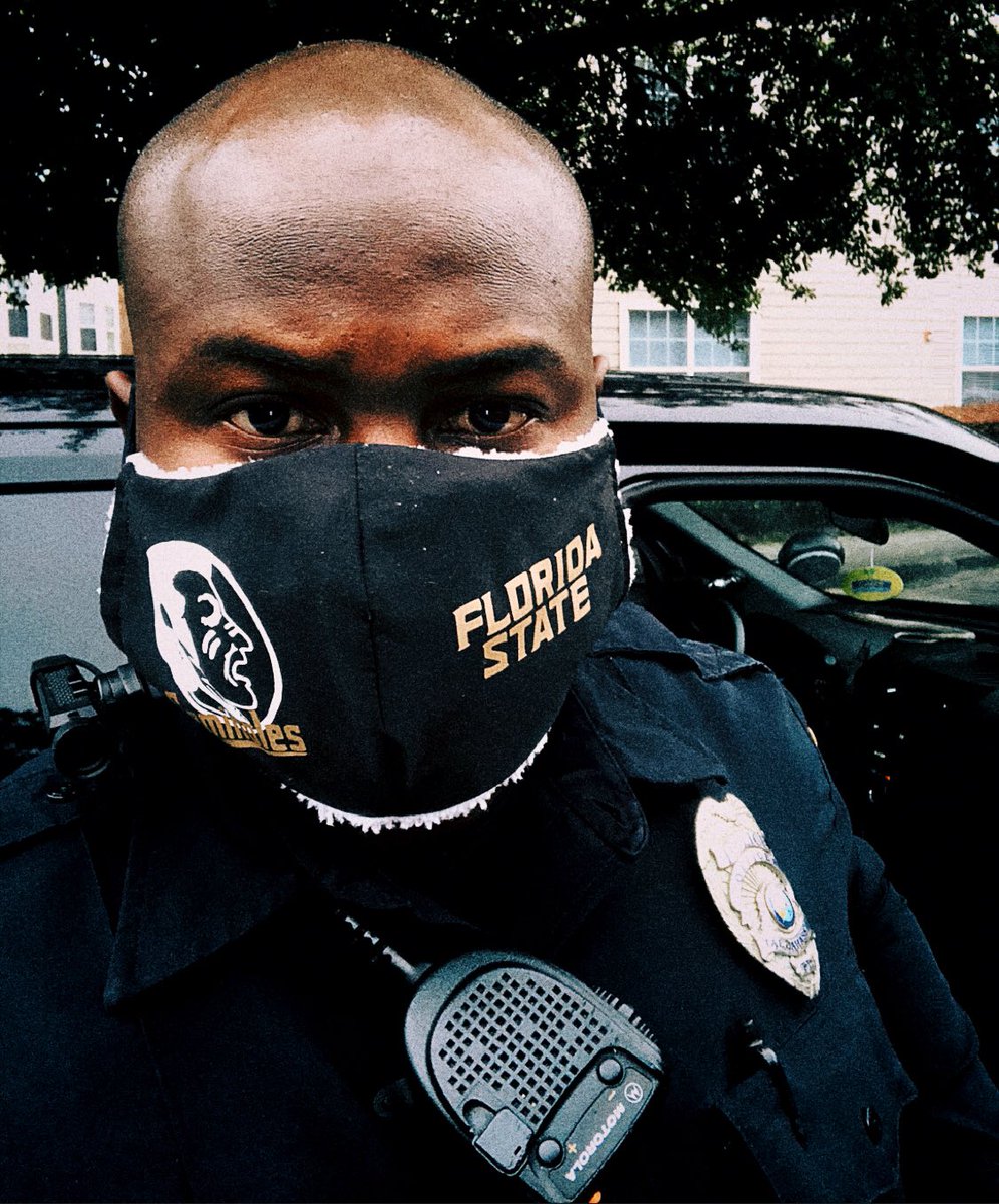 BlackDadTally's tweet photo. Repping the home team while working the streets. #gonoles #fsufootball #floridastate #tallypd https://t.co/gjIECZ6PZ2