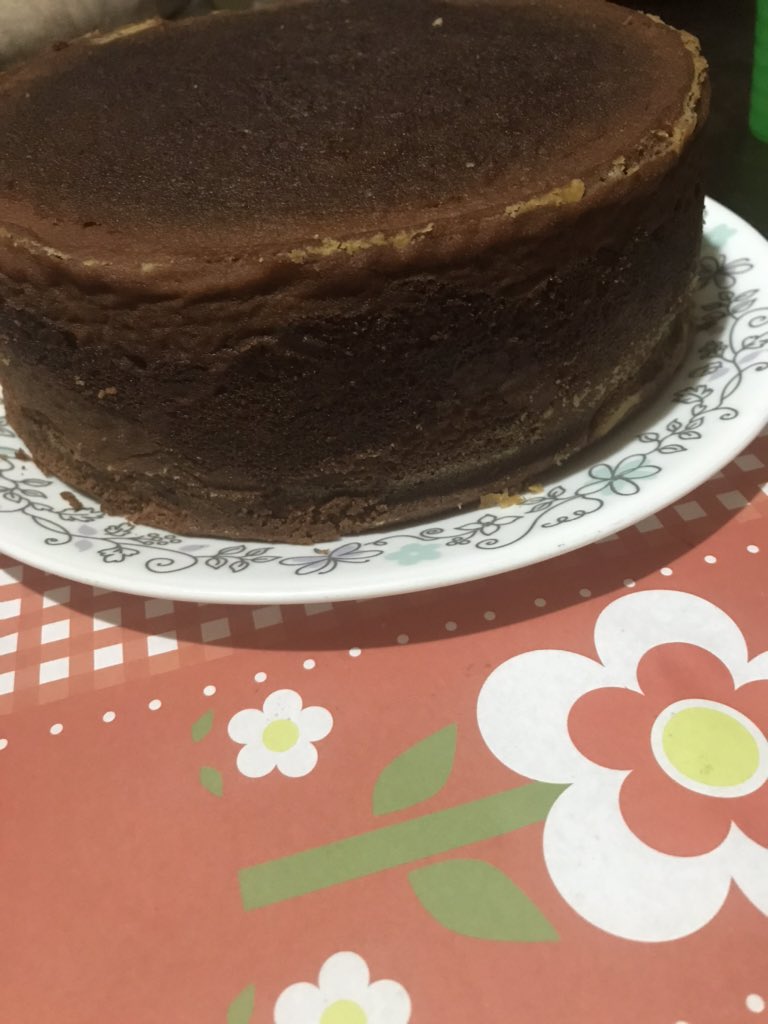 KeilaCaridad's tweet photo. Update: ¡Ya puse la torta!
#ModestiaAparte 💅🏻
#permisito 🤤 https://t.co/VV3yEQnUoP