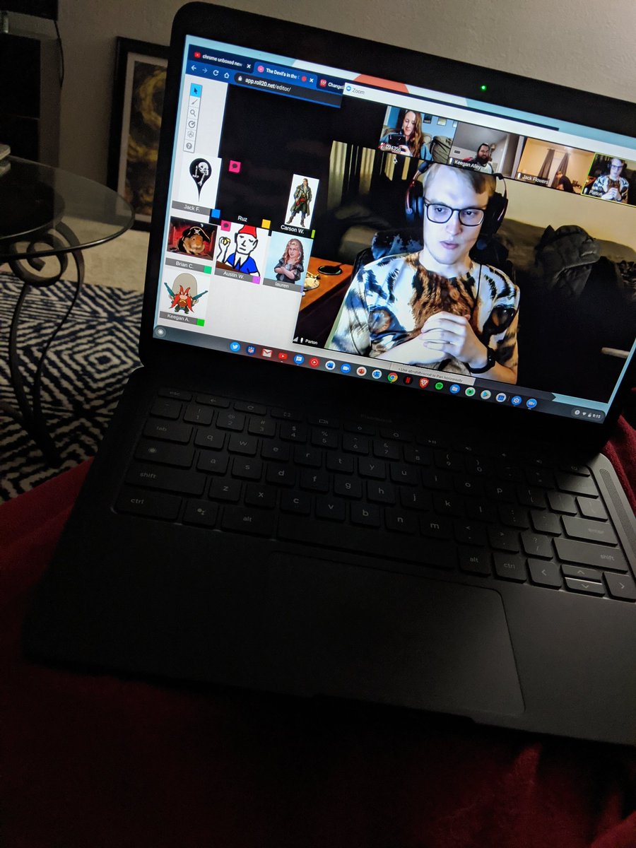 sarah_glogowski's tweet photo. Not letting quarantine get in the way of our Saturday night #DND #roll20 #bumcpath https://t.co/xVpDSPd5G1