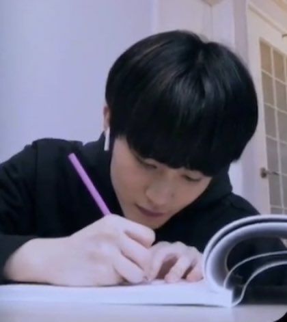 พ‎อ‎‎,นอ ྀི tweet media