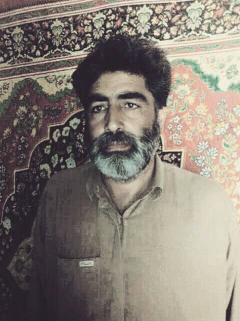 BabulLateef's tweet photo. شھیداُستاد الی جان راجی زرمبشءِچیدگیں نامے کہ آئی وتءَپہ ڈیھءَکَولیگ کُتءُیک شاھگانیں پِگّرے رست ،ھمے پِگّرءِپُژدرءَراجی آکبت سینگار بیتءُآجوئیءِسُھردپیں بام دْرپشیت۔پہ بلوچ راجءِھر پُسّگءَاے ھژدری اِنت کہ آ گوں اُستاد اَلی جان ءِلیکوی کاروانءَھمگامءُدیم پہ مِنزلءَرھادگ بِہ بیت https://t.co/lXWIAVLm17