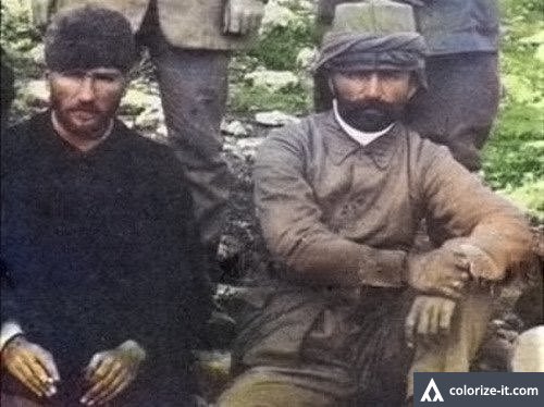 Trablusgarp’ta İtalyanlara karşı omuz omuza çarpışan Gazeteci Şerif Bey ve Kuyumcu Hamdi Bey'i saygı, minnet ve rahmetle anıyoruz.