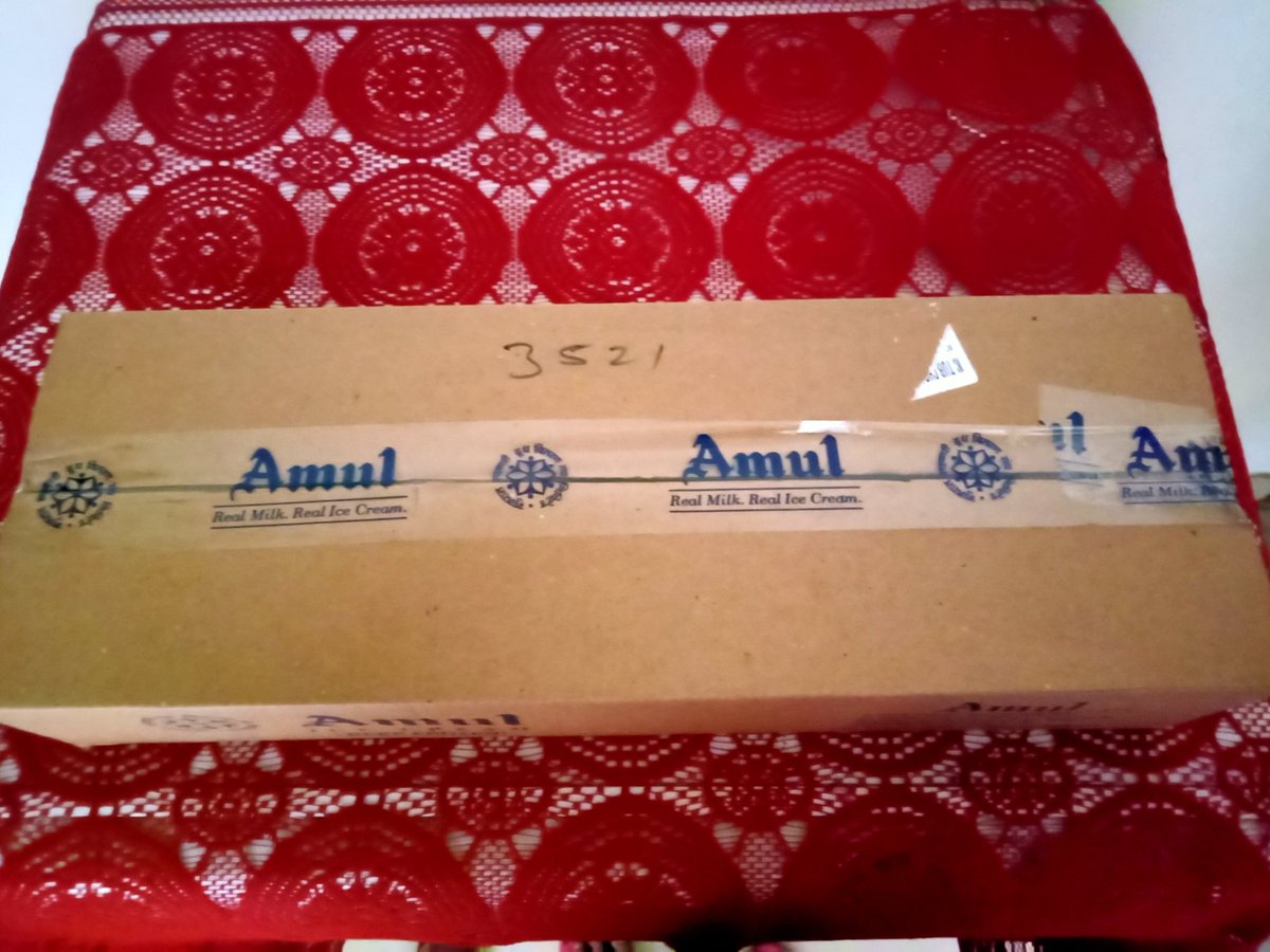 Mainapnefavhoon's tweet photo. Thanks @Amul_Coop for this amazing packing for making sure that we don't miss the deliciouness of Amul in summers and receive contactless delivery safe.
Thanks @ZomatoIN for delivering it safe. You guys are amazing.
#Thankspost https://t.co/dDXGyzb5nN