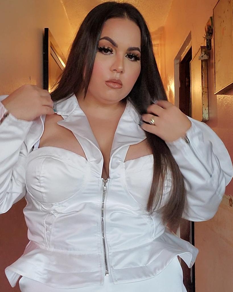 plusmodelcesiah's tweet photo. #plusmodel #curvymodel #bbw #barbieplus #celebratemysize #fashionnova #fashionnovacurve #sexy #model https://t.co/Rv9HCWtCg6