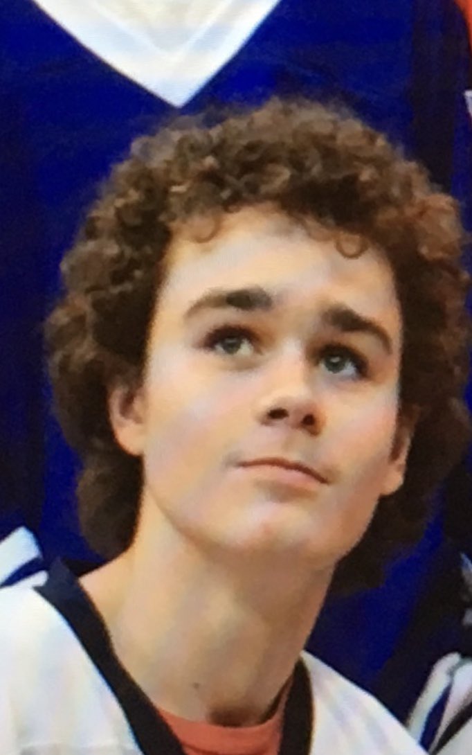 ben_will's tweet photo. by the end of quarantine this hair is making a comeback https://t.co/f2YdnpDfPp