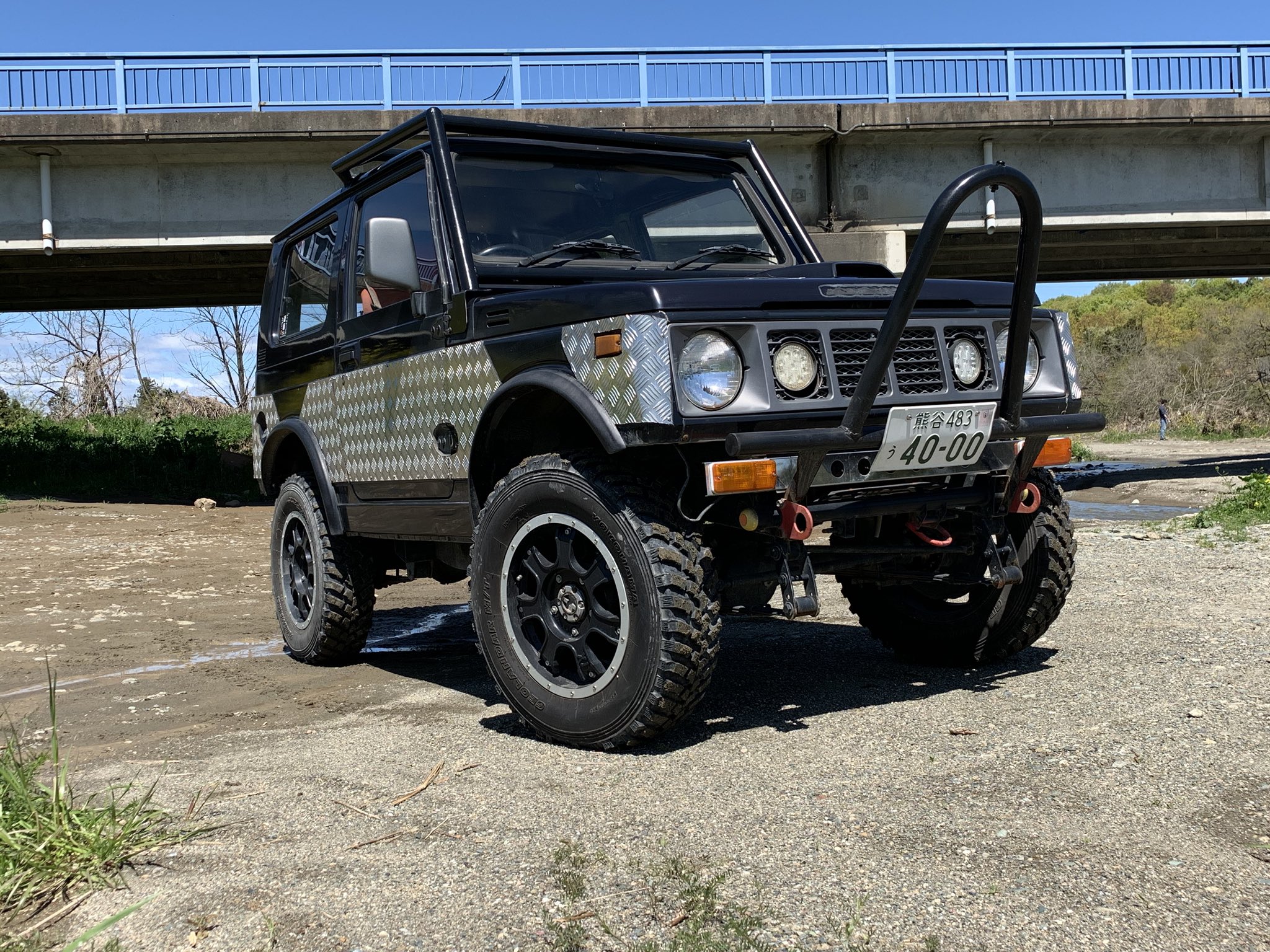 オーバーテックの 松 限りなく公式に近い中の人 売りたし Ja71v改 4インチリフトアップ公認車 5速 車検間もなく切れるので16万円ナリ 走行少なめの300km Mlj ジオランダーmt ワイトレ オバフェン 縞鋼板自作 アウターロールケージ自作 プッシュ