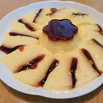 なんて斬新な発想wプリンの切り身を刺身にしました!