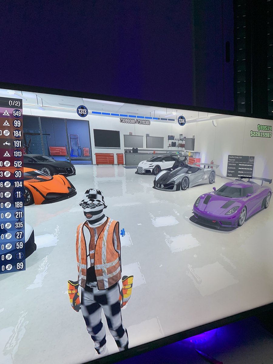 gtaunlocksV's tweet photo. HMU FOR CHEAP GTA V MODDED ACCOUNTS! @BlazedRTs #GTAV #GTAOnline https://t.co/yduZMIetdT