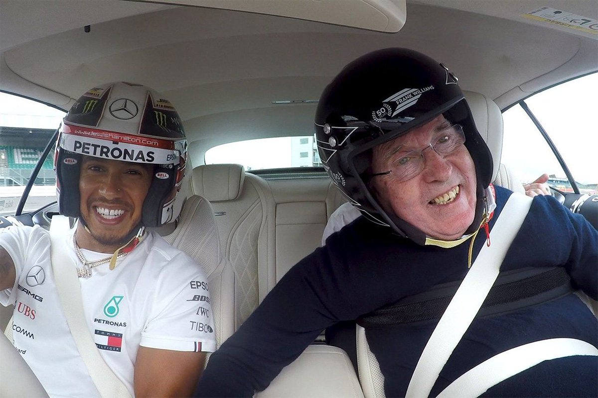 F1 Gate Com F1動画 フランク ウィリアムズ ハミルトンの運転で同乗走行 T Co Wwztjosxvi F1jp F1 Frankwilliams Williamsf1 ウィリアムズf1