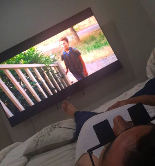 Anahyureta's tweet photo. Mi papá: No hagas compras innecesarias por internet 😡  
Also mi papá: 😂 https://t.co/Ln7Ap8xTmZ