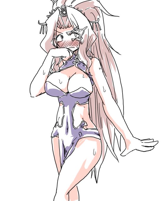 二階堂千鶴 クールビズ女主人 