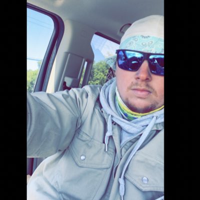 rdeakle80's tweet photo. #NewProfilePic https://t.co/3Px8a7jYb2
