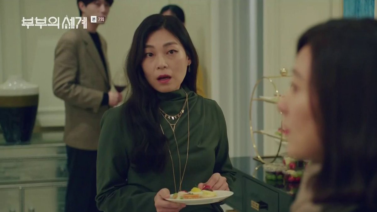 __hallyu's tweet photo. Can someone slap this woman‼️

 #WorldOfTheMarried https://t.co/W0IzgFRNMM