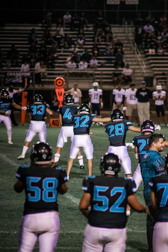 ezrasidotti's tweet photo. Cold cold world and a wild wild life ๐#praytoplay #thirty2 https://t.co/X4Y8qq4HvN