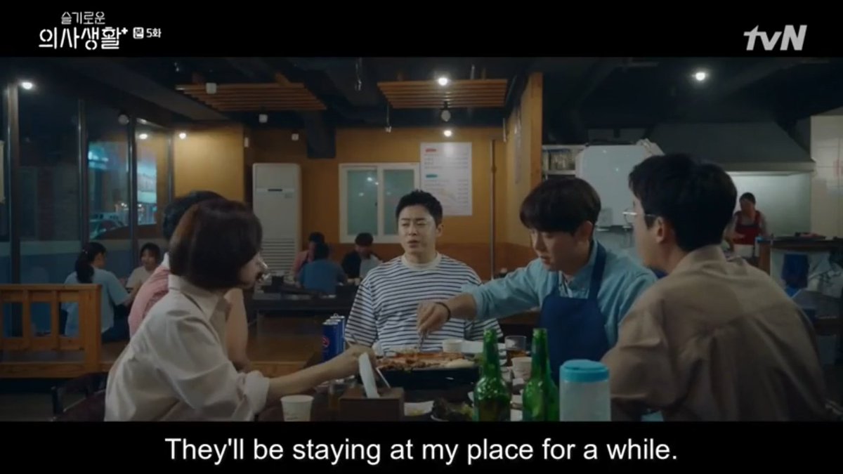 They will be staying on ikjun place until renovation is done. Remember jeongwon is living in junwan house   #HospitalPlaylist