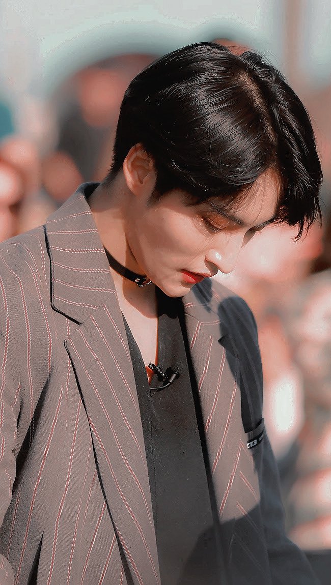 Seonghwa& #39;s pictures that i have on my gallery ; a thread; cause i miss him so much and he won& #39;t post