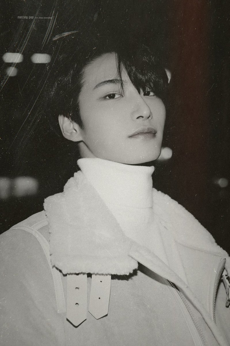 Seonghwa& #39;s pictures that i have on my gallery ; a thread; cause i miss him so much and he won& #39;t post