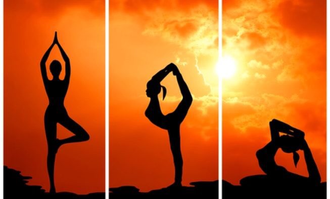 YOGA is a great way to work out the mind and the body. Your daily exercising during lockdown isn't limited to a walk, a run or a cycle. Just fifteen minutes of yoga can burn up to 100 calories, depending on the type of yoga you are practising.
#beebs4all #yogainspiration