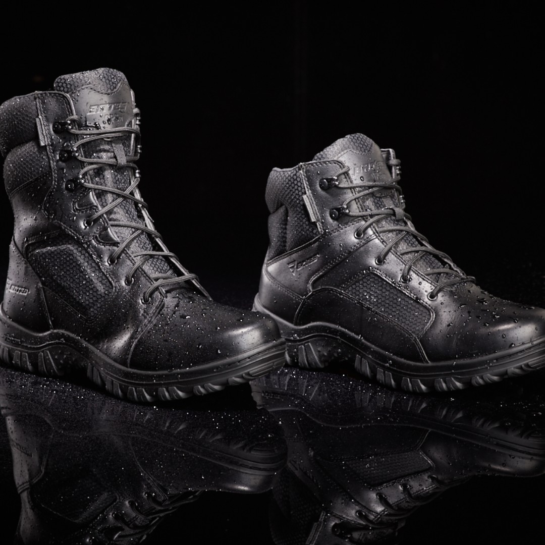 The Maneuver Boot is also available in with a waterproof full-grain leather and performance nylon upper. ⁣
⁣
Discover the entire Maneuver series batesfootwear.uk.com/maneuver⁣⁣
⁣⁣
#BatesBoots #Maneuver #TacticalBoots