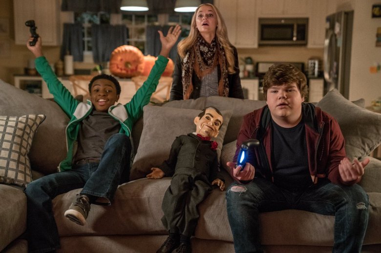  #Goosebumps2HauntedHalloween (2018) So much inferior to it's original fun movie, it is literally so predictable and just gets worse and worse and it honestly drag a bit? And it's only 90 min and honestly not enough Jack Black and i wanted them to continue the story from the og.