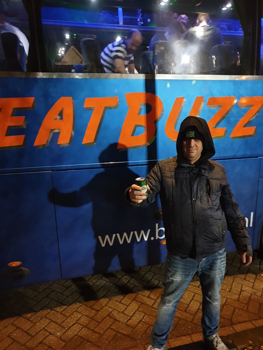 TeeuwsenJan's tweet photo. Mooi volendam op @radionlfm horen gaan je gedachte terug naar 20 december 2019. #volGRA #awaydaysarethebestdays #beatbuzz https://t.co/YBb0cvkcS1