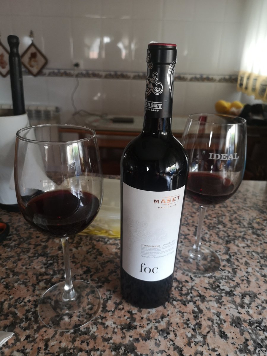 Elizabeth Ruiz/❤ tweet media