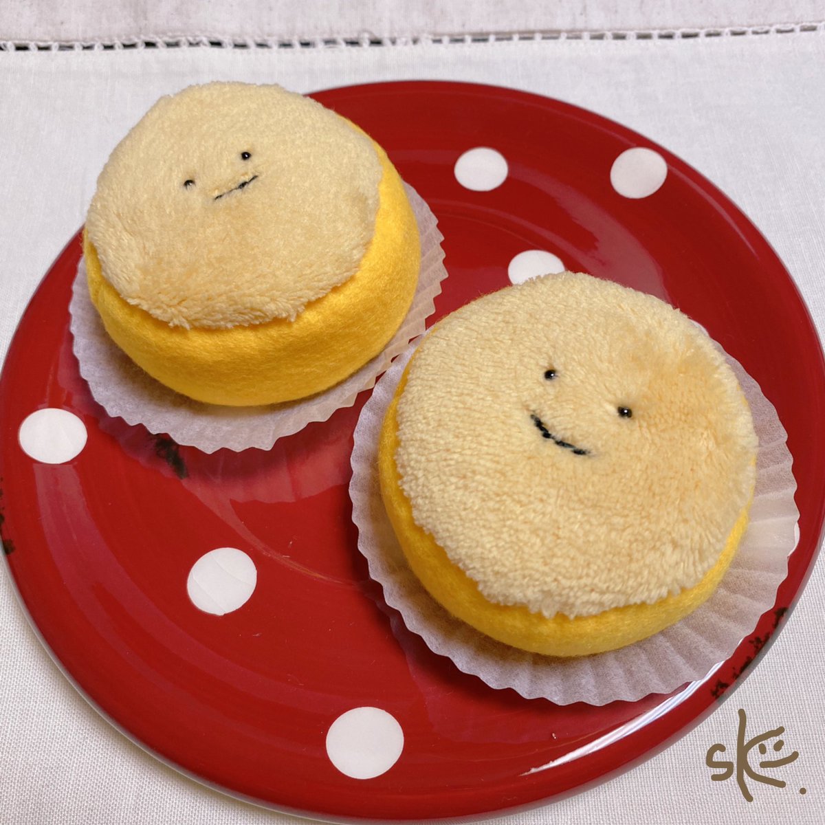 おで工房 しほコショウ むしパンくん 新たに3種類が仲間入りしました いちごむしパンくん たまごむしパンくん ごまむしパンくん です O O ぬいぐるみ 蒸しパン オリジナルキャラクター ハンドメイド好きさんと繋がりたい