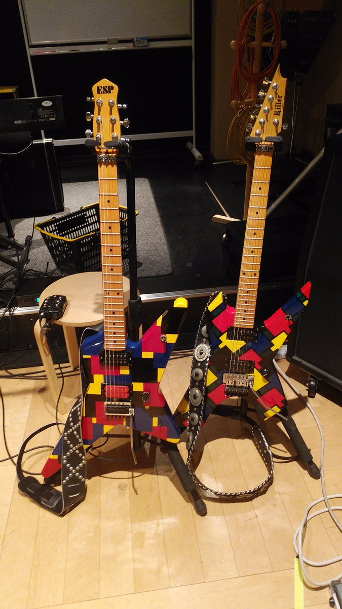 井上 東洋 Loudnessに憧れた33年前 Esp のランダムスター は到底手が出ず何とかzep の赤ミラーを手にコピーバンドをやっていた いつかはesp と思っていたら 夢叶って 赤ミラーの先に行ってしまった Espをすこれ 井上 東洋 Loudnessに憧れた33年前 Esp のランダムスター は到底手が出ず何とかzep の赤ミラーを手にコピーバンドをやっていた いつかはesp と思っていたら 夢叶って 赤ミラーの先に行ってしまった Espをすこれ